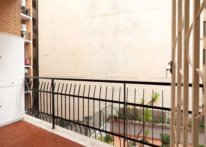 Moderno - Garbatella - Metro B Apartment Rome